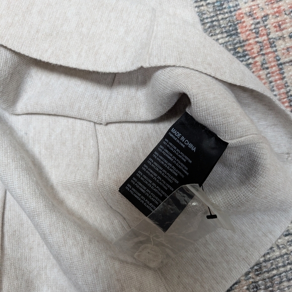 Club Monaco knit Skirt - Picture 4 of 4